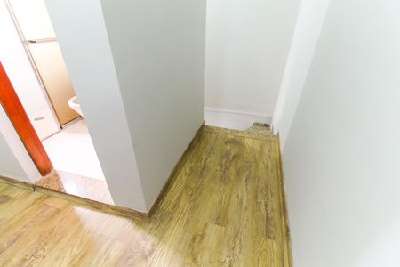 Casa à venda com 167m², 4 quartos e 2 vagas Casa à venda com 167m², 4 quartos e 2 vagasHall