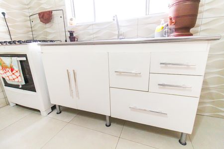 Casa à venda com 167m², 4 quartos e 2 vagas Casa à venda com 167m², 4 quartos e 2 vagasCozinha