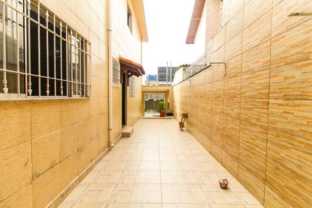 Casa à venda com 167m², 4 quartos e 2 vagas Casa à venda com 167m², 4 quartos e 2 vagasQuintal