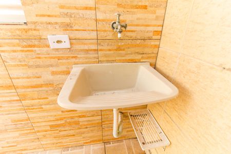 Casa à venda com 167m², 4 quartos e 2 vagas Casa à venda com 167m², 4 quartos e 2 vagasÁrea de Serviço 2