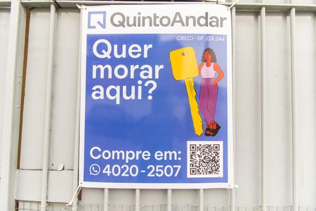 Casa à venda com 167m², 4 quartos e 2 vagas Casa à venda com 167m², 4 quartos e 2 vagasPlaca