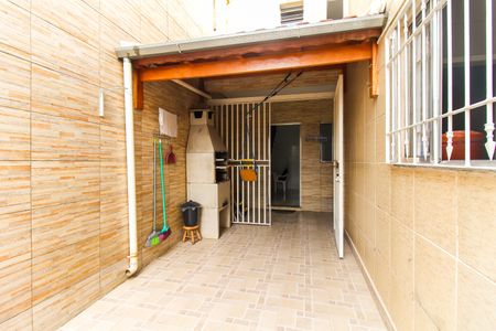 Casa à venda com 167m², 4 quartos e 2 vagas Casa à venda com 167m², 4 quartos e 2 vagasQuintal