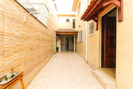 Casa à venda com 167m², 4 quartos e 2 vagas Casa à venda com 167m², 4 quartos e 2 vagasQuintal