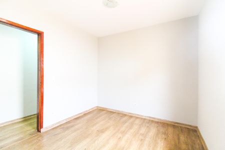 Casa à venda com 167m², 4 quartos e 2 vagas Casa à venda com 167m², 4 quartos e 2 vagasQuarto 2