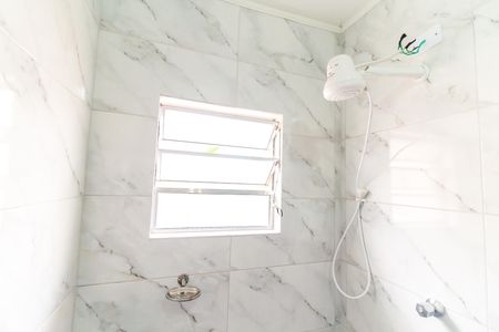 Casa à venda com 167m², 4 quartos e 2 vagas Casa à venda com 167m², 4 quartos e 2 vagasBanheiro 1