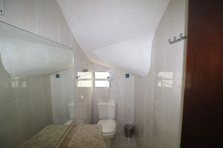 Casa para alugar com 188m², 4 quartos e 2 vagasLavabo