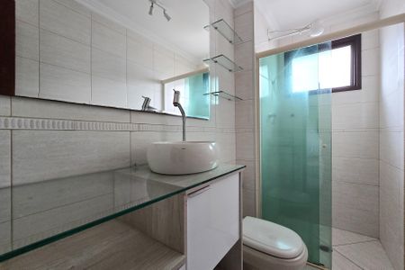 Apartamento à venda com 67m², 3 quartos e 1 vaga Apartamento à venda com 67m², 3 quartos e 1 vagaBanheiro Social