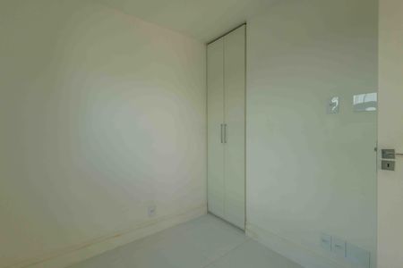 Casa de condomínio para alugar com 370m², 6 quartos e 5 vagas Casa de condomínio para alugar com 370m², 6 quartos e 5 vagasQuarto de Serviço
