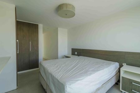 Casa de condomínio para alugar com 370m², 6 quartos e 5 vagas Casa de condomínio para alugar com 370m², 6 quartos e 5 vagasSuíte 2