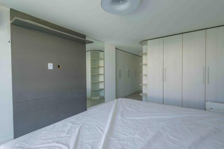 Casa de condomínio para alugar com 370m², 6 quartos e 5 vagas Casa de condomínio para alugar com 370m², 6 quartos e 5 vagasSuíte 1