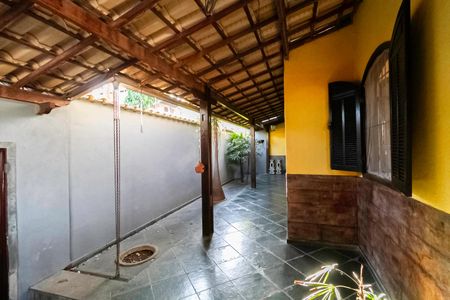 Casa à venda com 430m², 5 quartos e 3 vagasVaranda