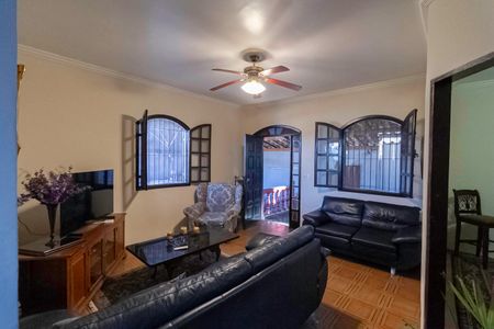 Casa à venda com 430m², 5 quartos e 3 vagasSala 1