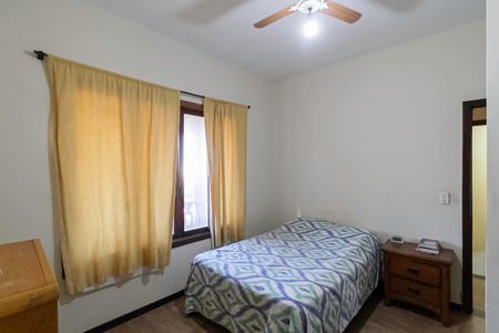 Casa à venda com 430m², 5 quartos e 3 vagasQuarto 2