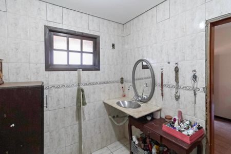 Casa à venda com 430m², 5 quartos e 3 vagasBanheiro da Suíte 2