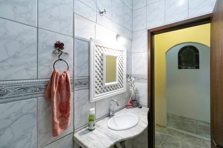 Casa à venda com 430m², 5 quartos e 3 vagasBanheiro Social 1