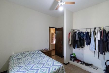 Casa à venda com 430m², 5 quartos e 3 vagasQuarto 2