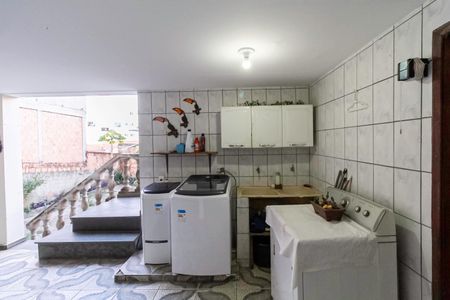 Casa à venda com 430m², 5 quartos e 3 vagasÁrea de serviço