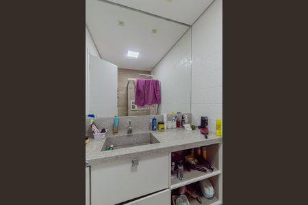 Casa à venda com 900m², 5 quartos e 7 vagasBanheiro da Suíte 1