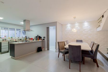 Casa à venda com 900m², 5 quartos e 7 vagasSala 1