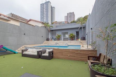 Casa à venda com 900m², 5 quartos e 7 vagasPiscina