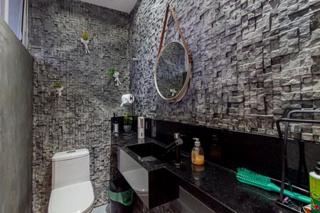 Casa à venda com 900m², 5 quartos e 7 vagasLavabo