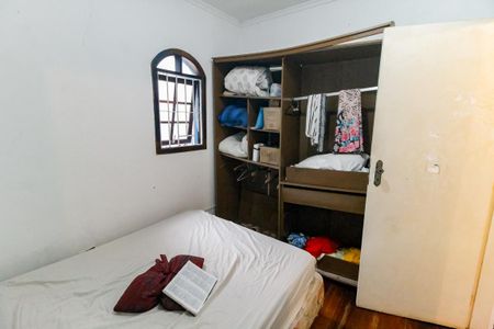 Casa à venda com 176m², 4 quartos e 2 vagas Casa à venda com 176m², 4 quartos e 2 vagasQuarto 2