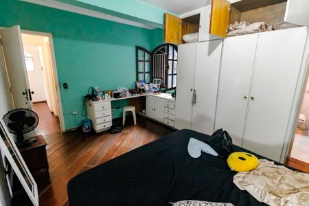 Casa à venda com 176m², 4 quartos e 2 vagas Casa à venda com 176m², 4 quartos e 2 vagasSuíte