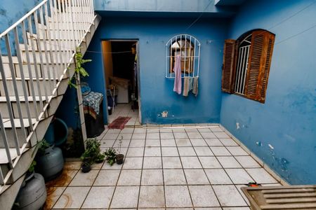 Casa à venda com 176m², 4 quartos e 2 vagas Casa à venda com 176m², 4 quartos e 2 vagasQuintal