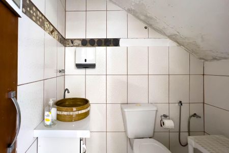 Casa à venda com 120m², 2 quartos e 4 vagas Casa à venda com 120m², 2 quartos e 4 vagasGaragem