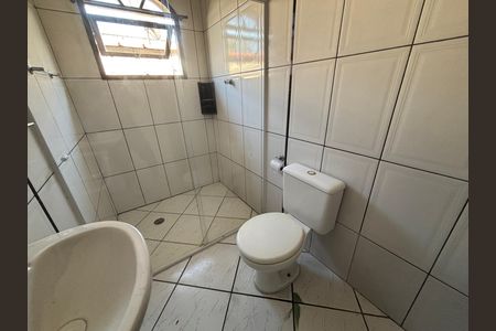 Casa para alugar com 70m², 2 quartos e 1 vaga Casa para alugar com 70m², 2 quartos e 1 vagaBanheiro