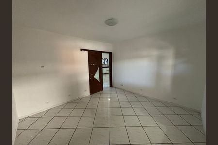 Casa para alugar com 70m², 2 quartos e 1 vaga Casa para alugar com 70m², 2 quartos e 1 vagaQuarto