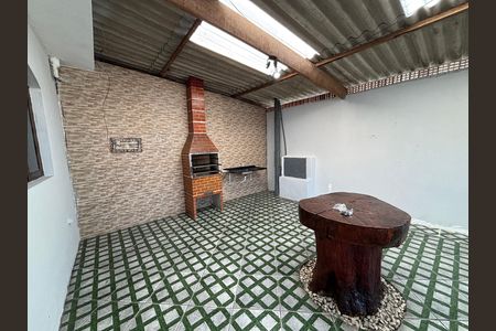 Casa para alugar com 70m², 2 quartos e 1 vaga Casa para alugar com 70m², 2 quartos e 1 vagaChurrasqueira