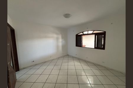 Casa para alugar com 70m², 2 quartos e 1 vaga Casa para alugar com 70m², 2 quartos e 1 vagaQuarto