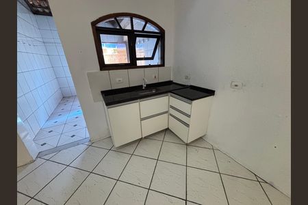 Casa para alugar com 70m², 2 quartos e 1 vaga Casa para alugar com 70m², 2 quartos e 1 vagaCozinha