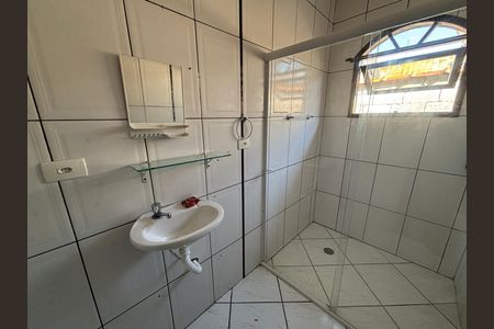 Casa para alugar com 70m², 2 quartos e 1 vaga Casa para alugar com 70m², 2 quartos e 1 vagaBanheiro