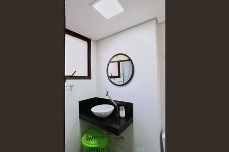 Apartamento para alugar com 250m², 4 quartos e 3 vagasBanheiro de serviço