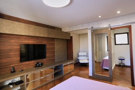 Apartamento para alugar com 250m², 4 quartos e 3 vagasSuíte