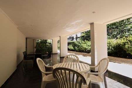 Apartamento para alugar com 250m², 4 quartos e 3 vagasÁrea comum - Salão de festas