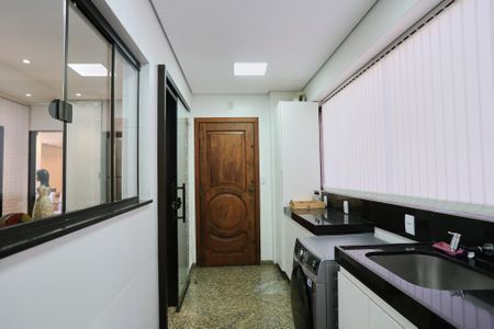Apartamento para alugar com 250m², 4 quartos e 3 vagasÁrea de Serviço