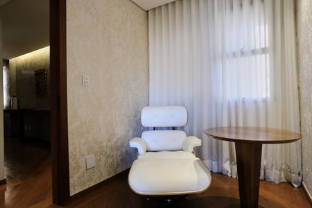 Apartamento para alugar com 250m², 4 quartos e 3 vagasSuíte