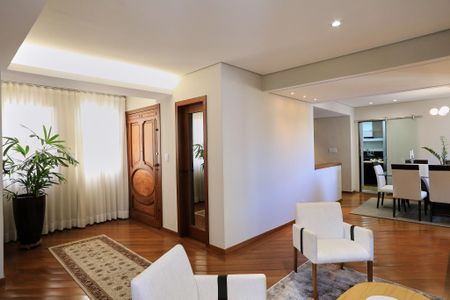 Apartamento para alugar com 250m², 4 quartos e 3 vagasSala