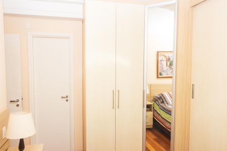 Apartamento à venda com 117m², 4 quartos e 2 vagasSuíte