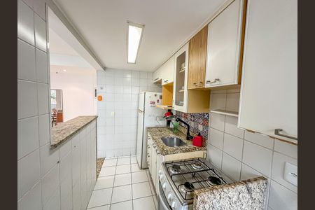 Apartamento para alugar com 62m², 2 quartos e 1 vagaCozinha