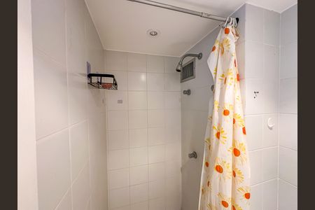 Apartamento para alugar com 62m², 2 quartos e 1 vagaBanheiro Social