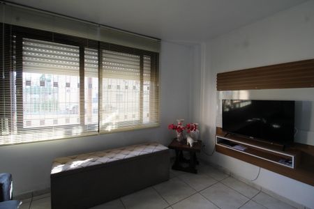 Casa à venda com 92m², 2 quartos e 1 vagaSala