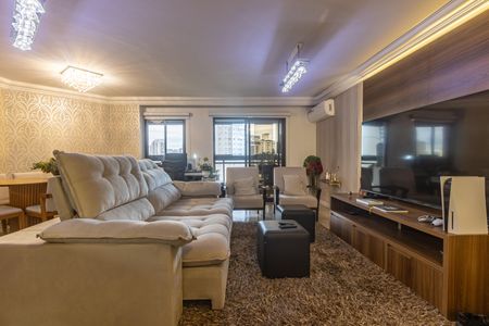 Apartamento à venda com 122m², 3 quartos e 2 vagasSala