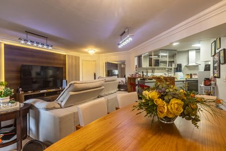 Apartamento à venda com 122m², 3 quartos e 2 vagasSala