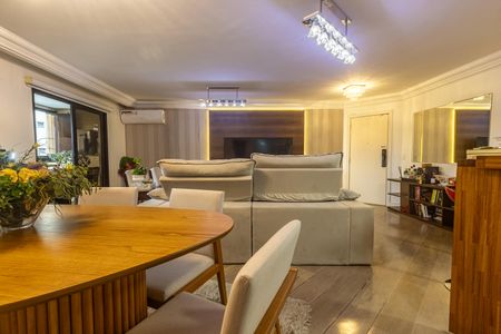 Apartamento à venda com 122m², 3 quartos e 2 vagasSala