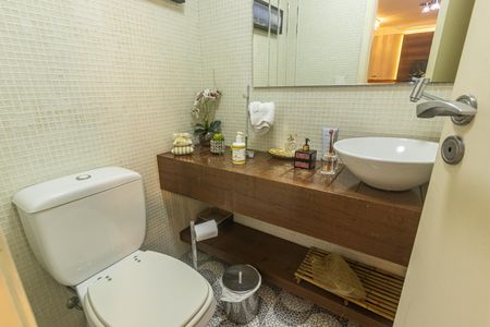 Apartamento à venda com 122m², 3 quartos e 2 vagasBanheiro 1