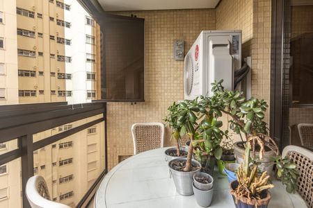 Apartamento à venda com 122m², 3 quartos e 2 vagasVaranda gourmet